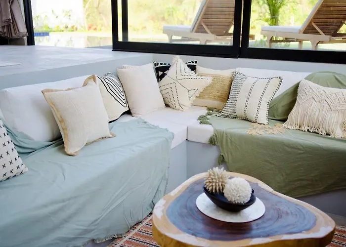 Venus - 2-bedroom With Pool, Garden & Nature