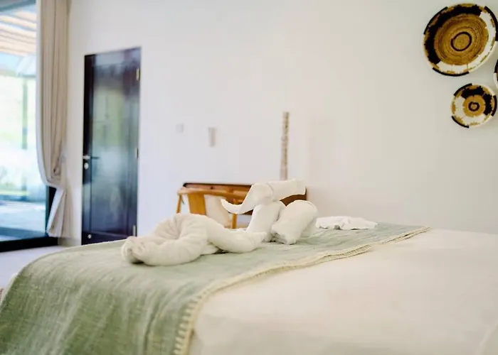 Вилла Venus - 2-bedroom With Pool, Garden & Nature Амед
